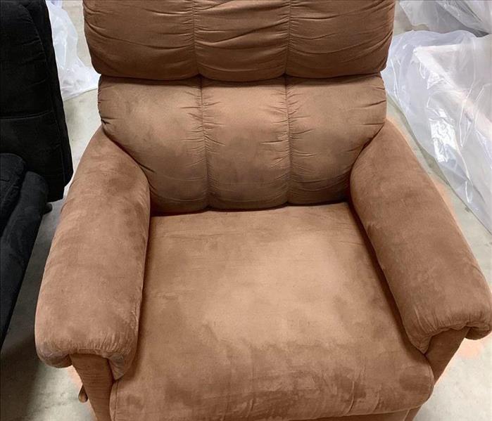 Brand new looking brown chair